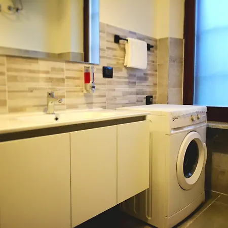 Langhexplorer Apartman Narzole